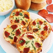 Easy Mini Bagel Pizzas